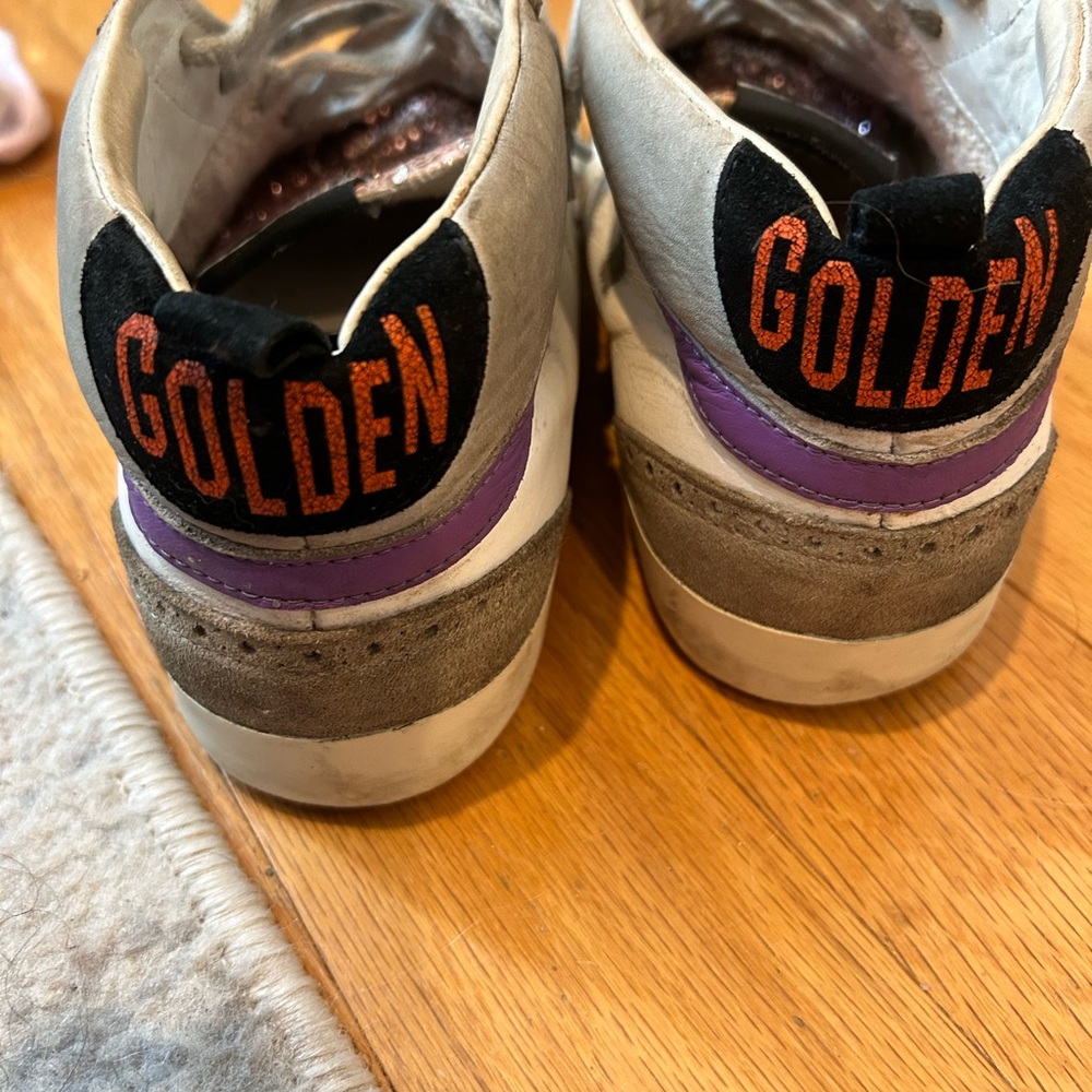 Golden goose - Picture 2 of 6